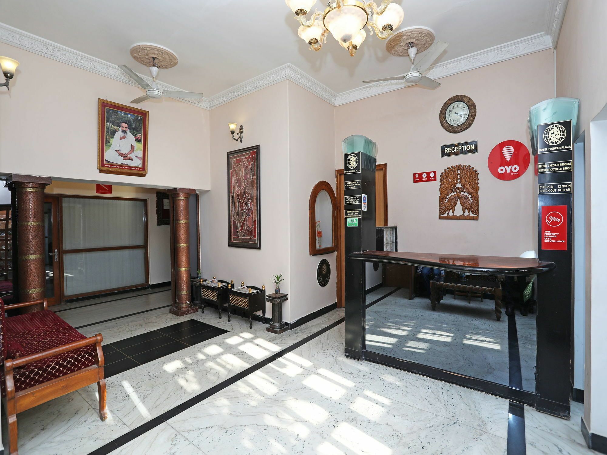 Oyo 9900 Hotel Pioneer Plaza ジョードプル エクステリア 写真